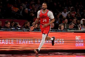 名记：热火仅用李凯尔+乐福就换回差点进全明星的鲍威尔 难以置信