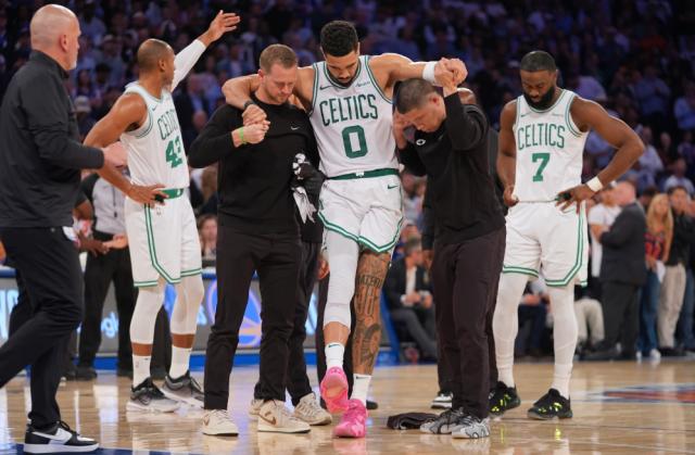 九游app-跟腱断裂后塔图姆崩溃哭诉：爸爸，为什么是我？